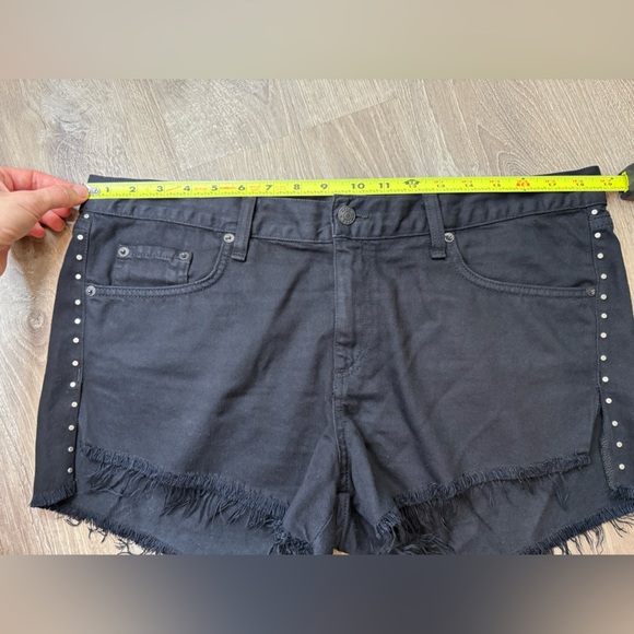 Rag & Bone Black Studded Distressed Cut off Shorts Size 31 - Picture 6 of 9